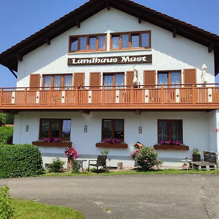 Konukevi Mast 2*